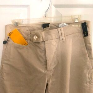 fendi authentic nwt chinos/ khakis 44 slim